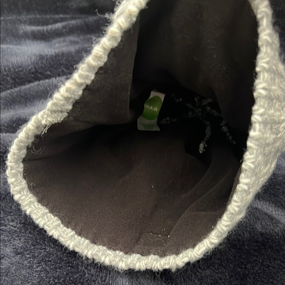 Bula Gray Knit Beanie - Picture 3 of 3